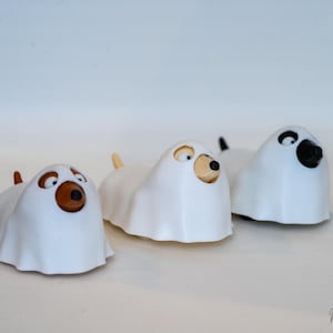3D Printed Halloween Dachshund Ghost Figurines: Eco-Friendly PLA Set