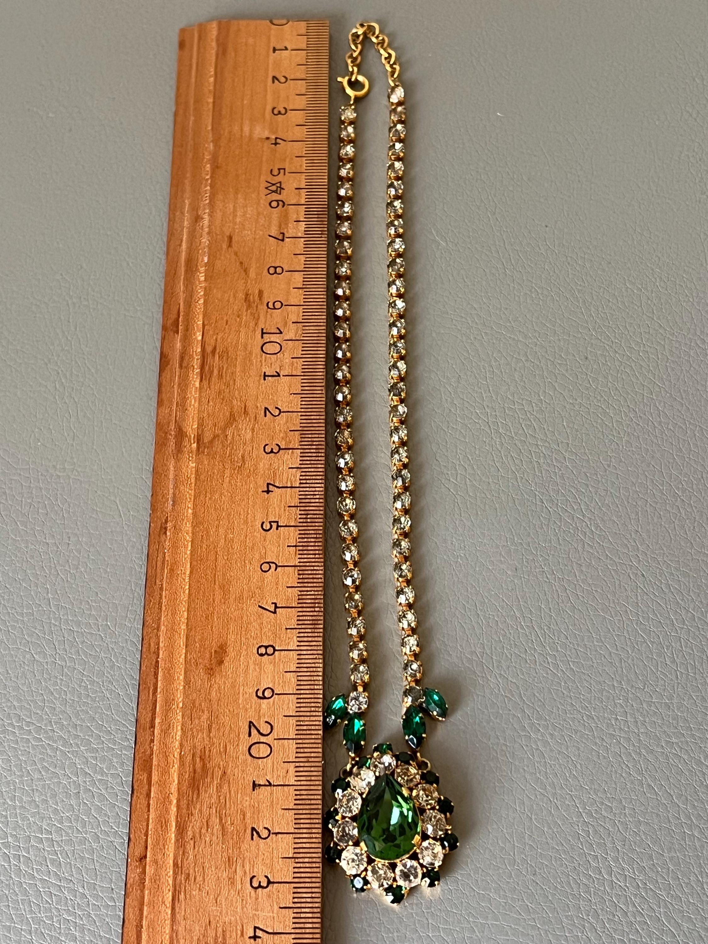 Collier Vintage Perles De Verre Vertes Et Métal Doré - Occasion