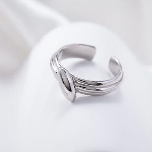 Silver Knot Ring