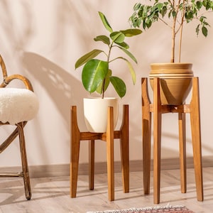 Support pour plante d'intérieur en bois, style moderne du milieu du siècle, décoration d'intérieur en bois massif fait main