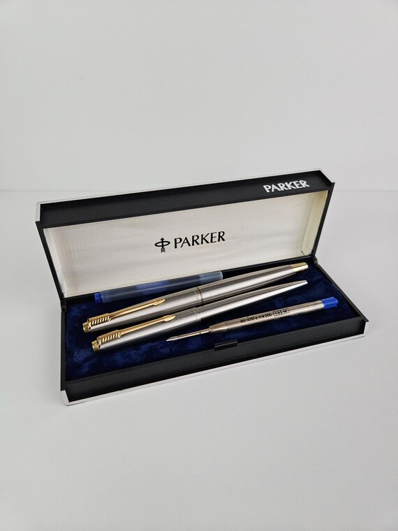Lot De Stylos D'occasion Dans Leur Boîte - Marque Générique