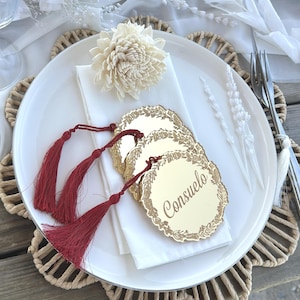 Etiquetas de nombre personalizadas para boda con espejo de madera y acrílico - Tarjetas rústicas para colocar la mesa - Etiquetas personalizadas para los asientos de los invitados - Decoración elegante para la mesa de la boda