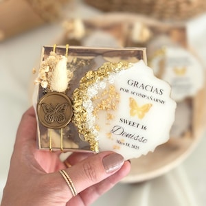 Personalized Quinceañera Favors | Elegant Epoxy Magnet Keepsakes | Custom Birthday Party Souvenirs Gifts