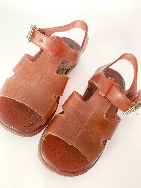 little girl sandals size 7