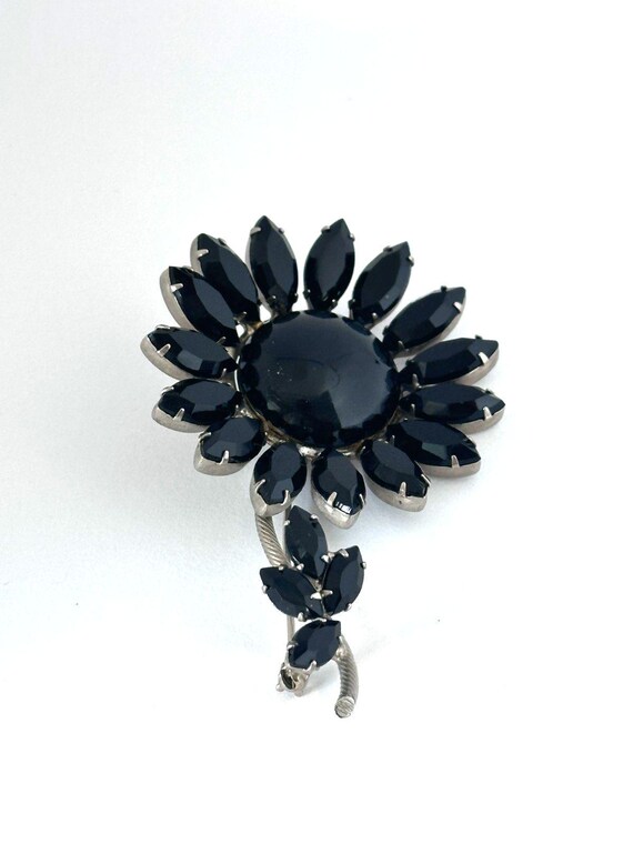 Vintage Flower Brooch Regency Black Rhinestone Daisy Whimsygoth View 4