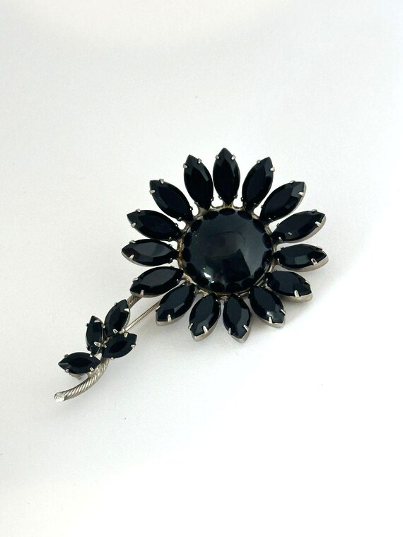 Vintage Flower Brooch Regency Black Rhinestone Daisy Whimsygoth