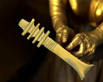 古代エジプトの真鍮の笏のレプリカ。ファラオの儀式用具。儀式の装飾品