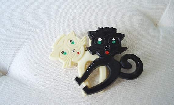 TWo CATs are BeTTeR than ONe 70s Rare Pin Black a… - image 1