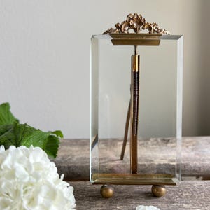 Antieke fotolijst van messing en facetgeslepen glas met fronton - periode Napoleon III - PM