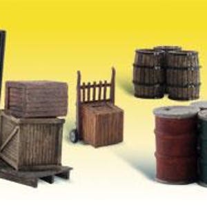 Woodland Scenics 2208 N Scenic Accents Loading Dock Details (Forklift, Crates, B