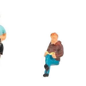 Faller 155604 N Scale Waiting People Figure Set (7 Figures)