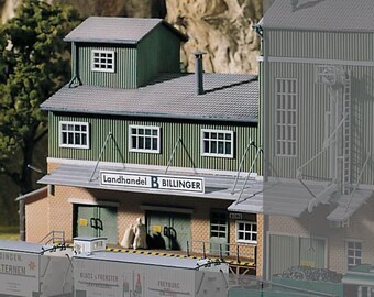 Piko 61113 HO Scale Billinger's Co-Op Storage Kit