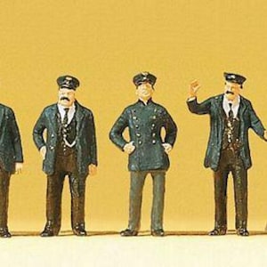 Preiser 12191 HO Scale Railroad Personnel -- Engine-Driver/Stoker