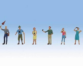 Noch 15472 HO Scale Recreation & Sports -- Tour Group pkg(6)