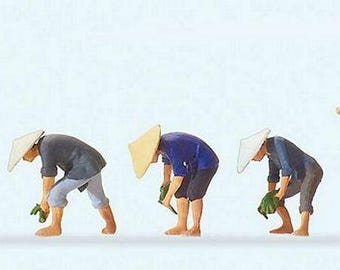 Preiser 10574 HO Scale Working People At The Rice Field #2
