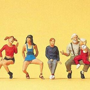Preiser 10536 HO Scale Pedestrians -- Seated Grandfather with Children