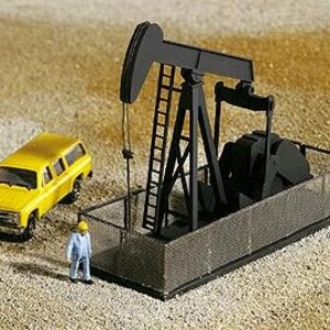 Walthers Cornerstone 933-3248 N Scale Walking Beam-Horse Head Oil Pump -- Kit