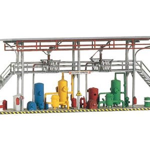Kit de bastidores de llenado para estación de tanques Piko 61105 a escala HO