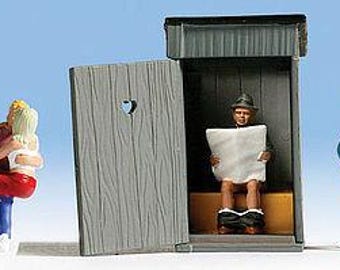 Noch 36560 N Scale Figures & Outhouse -- pkg(6)