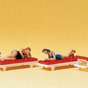 Preiser 10429 HO Scale Recreation & Sports -- Sunbathers on Lounges