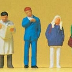 Preiser 14071 HO Scale Pedestrians Waiting Travellers At The Platform