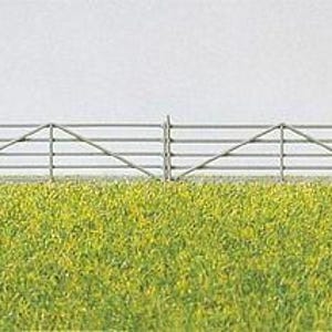 Preiser 17604 HO Scale Shepherds&#39; Fences pkg(20) -- Each: 1-3/4&quot; 4.4cm Long
