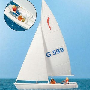 Preiser 10677 HO Scale Korsar Sailboat w/2 Sailors -- Sails Up