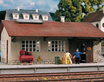 Piko 61824 HO Scale Burgstein Freight House Building Kit