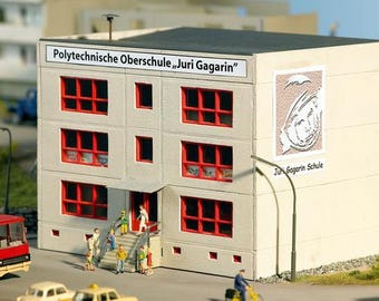 Kit de construção de escola pré-fabricada em escala HO Piko 61150