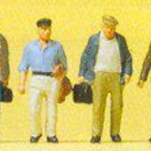 Preiser 74012 1/100 Scale People Working 1:100 -- Factory Workers