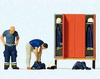 Escala Preiser 10642 HO Preparando-se para Fire Run 4 Figuras, Armários