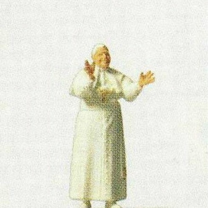 Preiser 28060 HO Scale Individual Figures Pope Benedict XVI