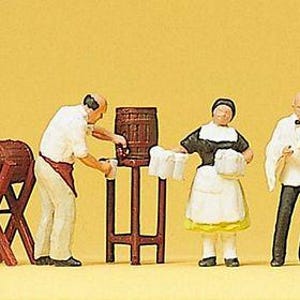 Preiser 10210 HO Scale People Working -- Innkeeper, Waiter & Waitress