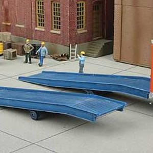 Walthers Cornerstone 933-4130 HO Loading Ramps Kit pkg(2)