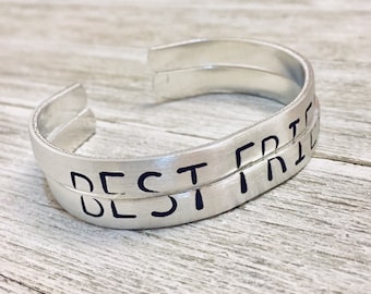 Set of 2 Bracelets, Best Friends, Sisters, Sistas, Best friend, Bracelet Set, Partners in crime, soul sister, soul sisters, Best bitches