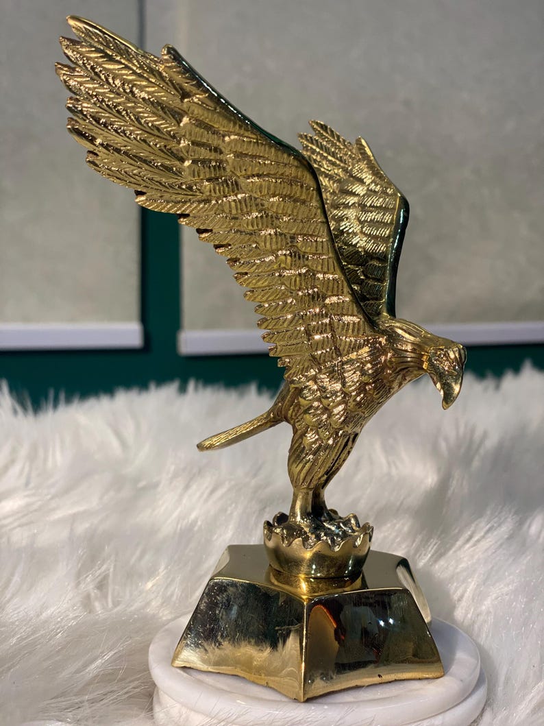 Eagle Statue, Bird Sculpture, Handcrafted Statue