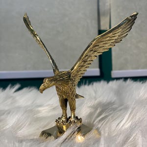 Eagle Statue, Bird Sculpture, Handcrafted Statue