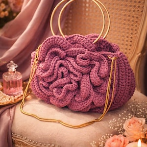 Receita de tricô para a bolsa "PEONY" usando cordão de poliéster.
