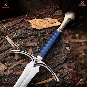 Espada Glamdring: Espada de fantasía inspirada en un mago legendario / Espada de acero hecha a mano / Opciones de grabado personalizado / Pieza de exhibición para coleccionistas