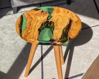 Handgemaakte heldergroene epoxy salontafel: Live Edge Wood River Design