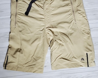 Nike ACG Vintage Men's Hiking Shorts beige Size M | Outdoor Trail Gorpcore Utility Shorts