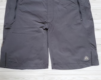 Nike ACG Vintage Men's Hiking Shorts Gray Size M | Outdoor Trail Gorpcore Utility Shorts