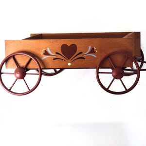 VTG wagon wall pocket, Primitive Country style, folk design, wooden