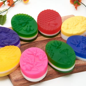 Soap Bee & Honeycomb set van 3, handgemaakte veganistische zeeprepen, sheaboter, natuurlijke parabenenvrij, luxe honingzeep voor hand en lichaam, geschenkverpakking