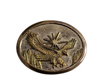 Vintage Adler Gürtelschnalle Western Americana Fliegender Adler Stern Waldszene 1980s