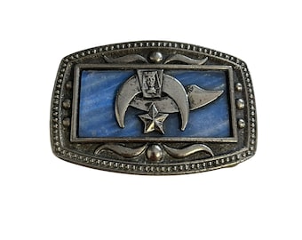 Hebilla de cinturón vintage CII New York, estilo egipcio renacimiento Shriner, esfinge de esmalte azul, estrella creciente de 3,5 pulgadas.