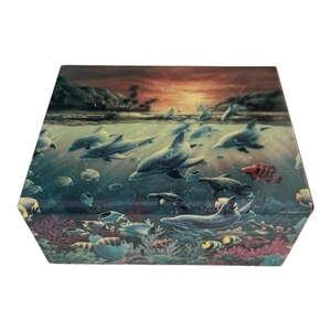 Vintage Cedar Dolphin Reef Wooden Keepsake Box Panama City Beach Florida Souvenir