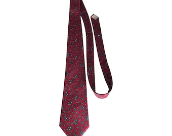 Cravatta Christian Dior in seta Paisley rossa e blu, realizzata negli USA, tessuto in Italia.