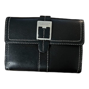 Monedero vintage Reaction Kenneth Cole para mujer, negro, en buen estado