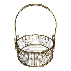 Vintage Gold Wire Basket with Handle – Ornate Filigree Heart Design – Round Metal Mesh Display Basket